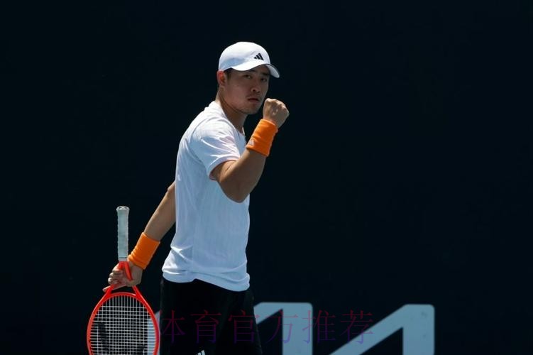 重返澳网正赛 吴易昺期待更进一步 重返澳网正赛 吴易昺期待更进一步